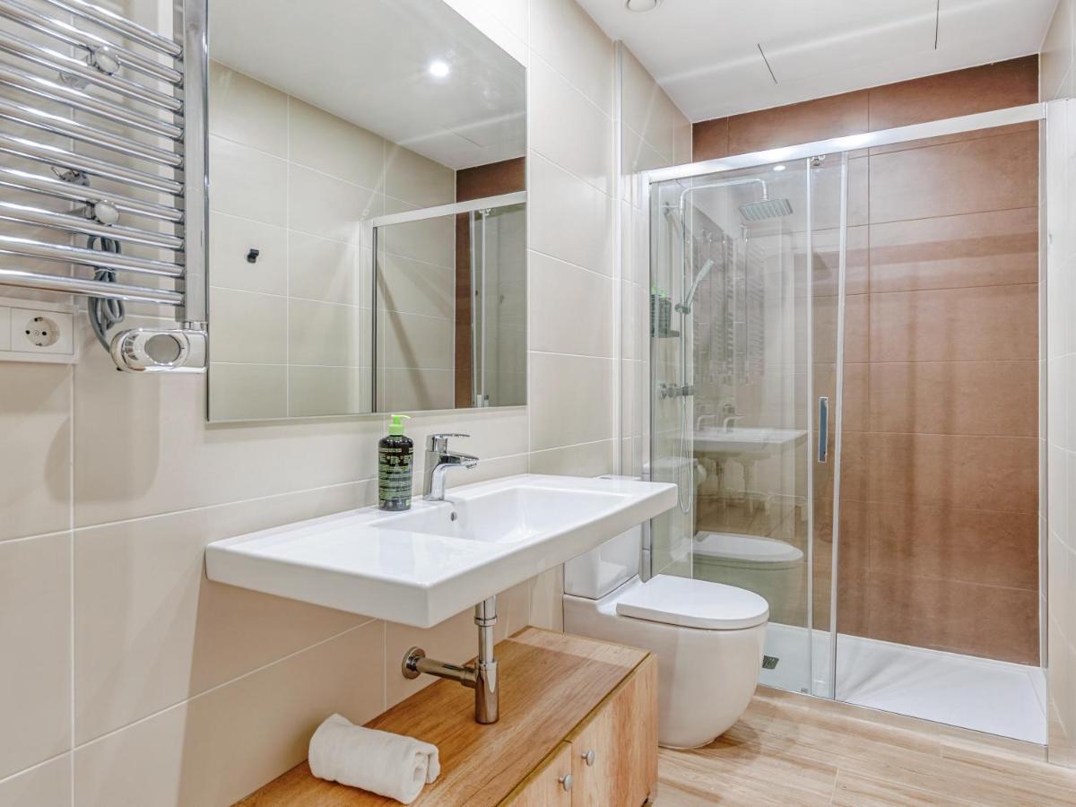 Limehome Barcelona Carrer De Besalu 90 - Estancia Temporal 外观 照片