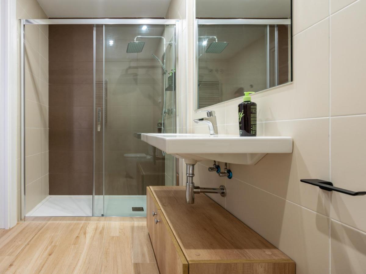 Limehome Barcelona Carrer De Besalu 90 - Estancia Temporal 外观 照片